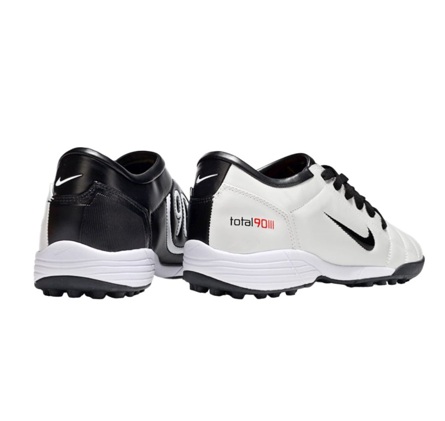 Nike Total 90 Black & White