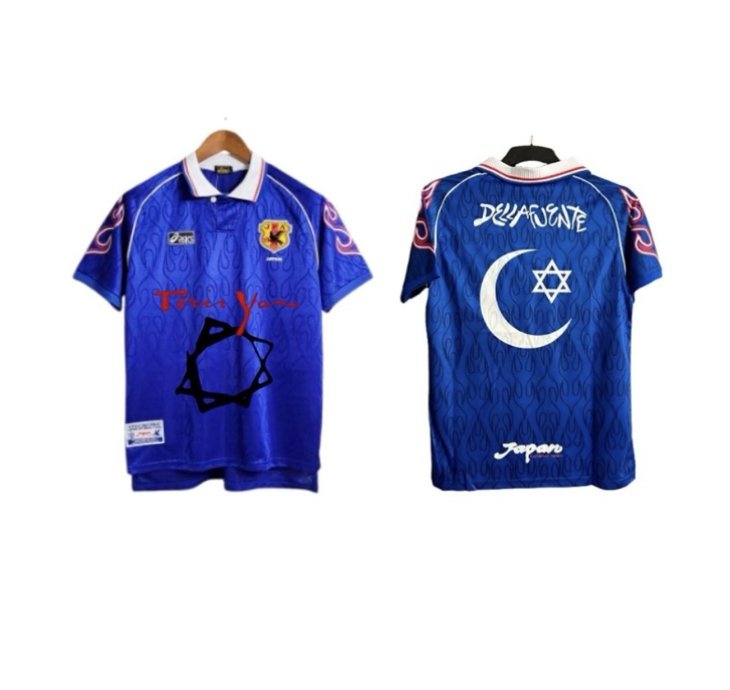Camiseta Edición Especial Japón x DELLAFUENTE