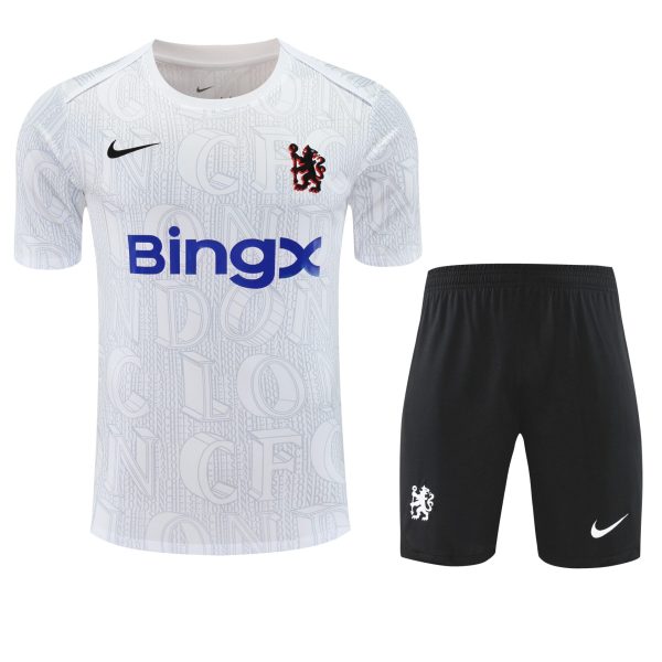 Conjunto de calentamiento Chelsea blanco