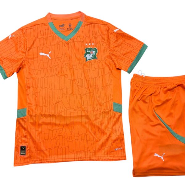 Conjunto Costa de Marfil 2025 1ª equipación