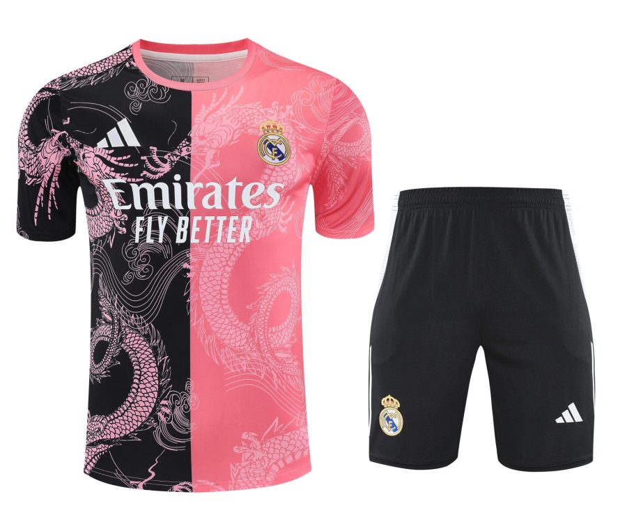 Conjunto de calentamiento Real Madrid rosa y negro