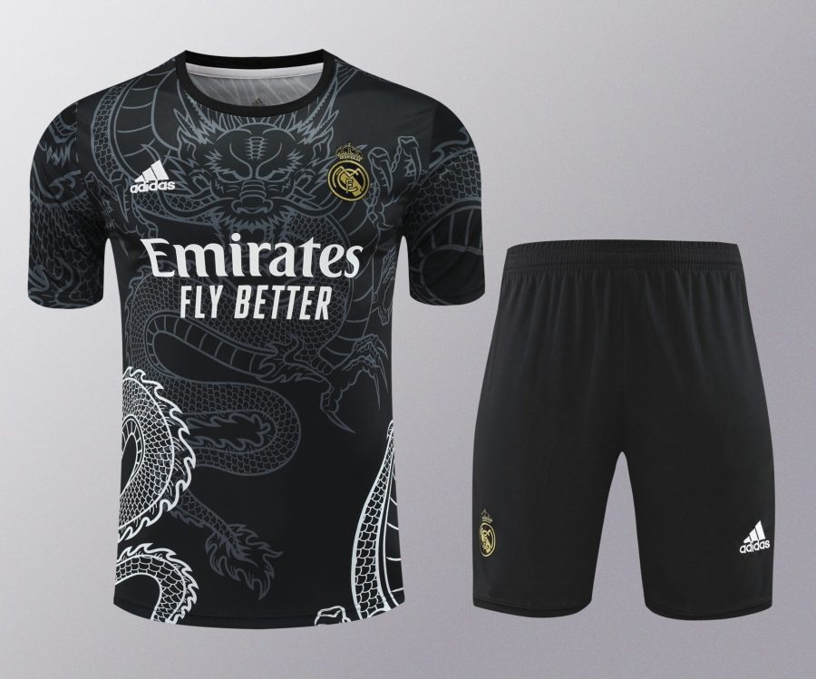 Conjunto de calentamiento Real Madrid dragón negro